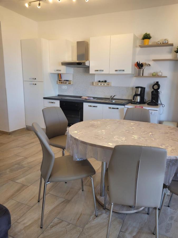 Appartement Baraba Maslenica Esterno foto